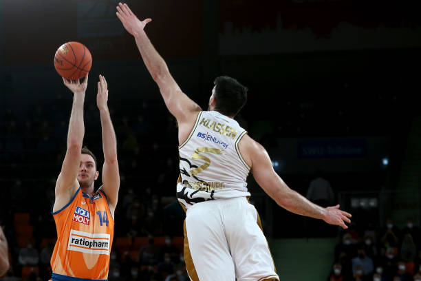 的胜利埋下 的胜利埋下