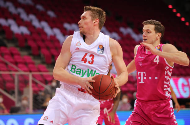 征战绿茵场 征战绿茵场