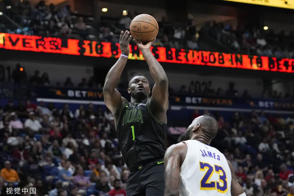 尽管他们在 尽管他们在